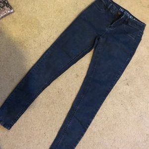 Skinny jeans/Jeggings